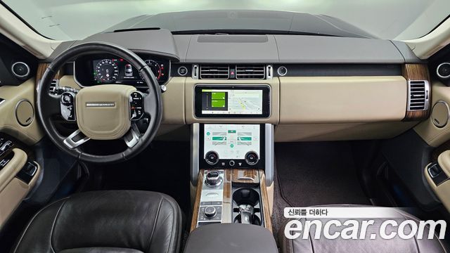 Land Rover Range Rover — interior