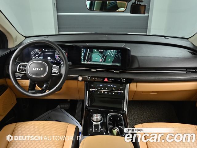 Kia Carnival — interior