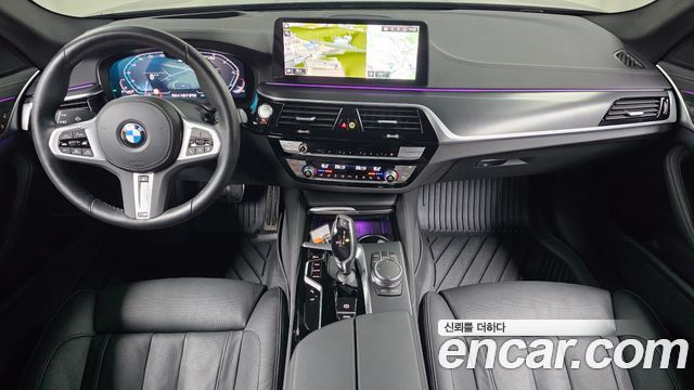 BMW 5 Series — interior