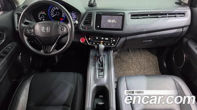 Honda HR-V — interior