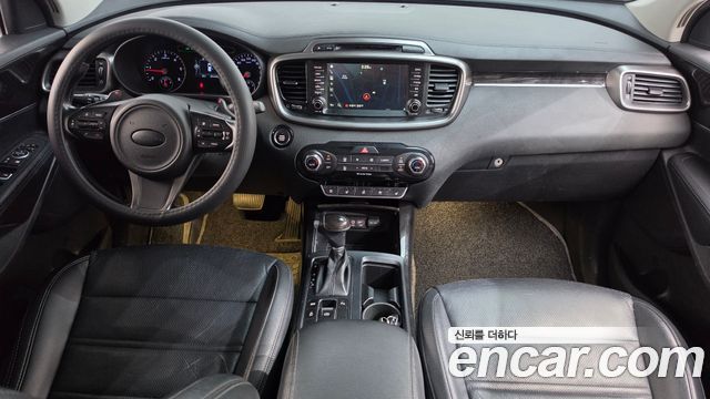 Kia Sorento — interior