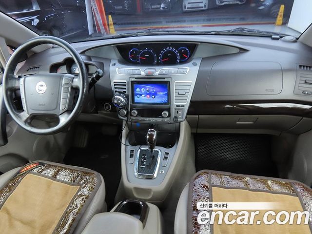 KG Mobility Korando — interior