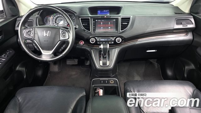 Honda CR-V — interior