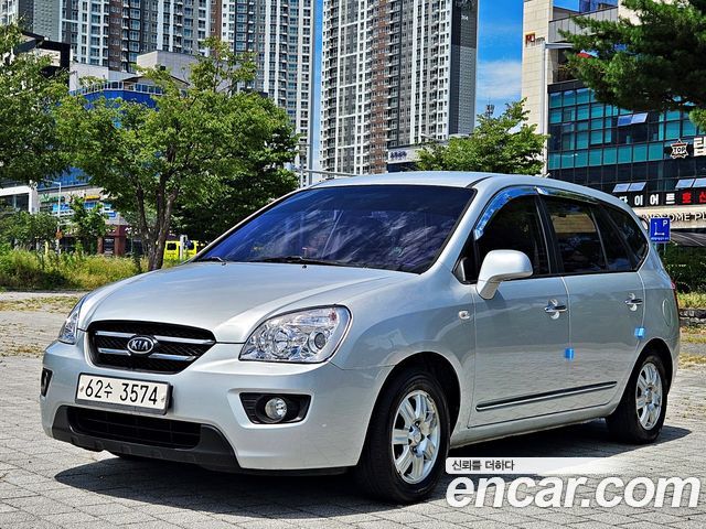 Kia Carens — exterior