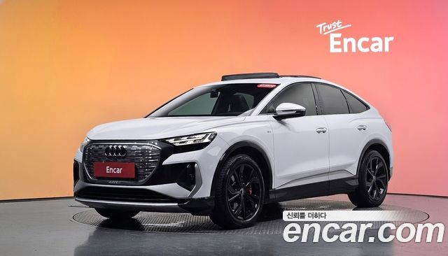 Audi Q4 e-tron — exterior