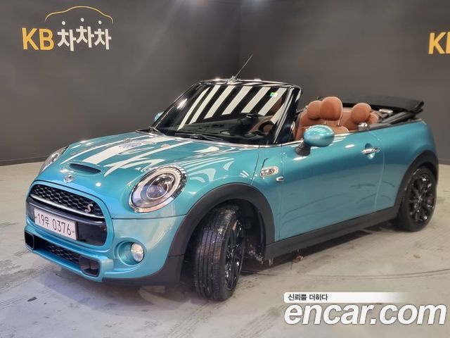 MINI Cooper Convertible — exterior