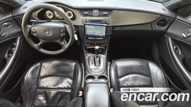 Mercedes-Benz CLS-Class — interior