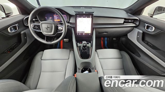 Polestar Polestar 2 — interior