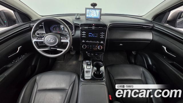 Hyundai Tucson — interior