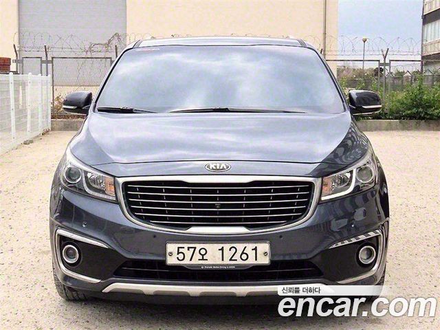 Kia Carnival — exterior
