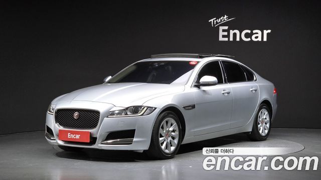 Jaguar XF — exterior