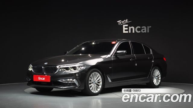 BMW 5 Series — exterior