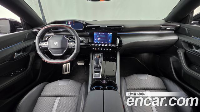 Peugeot 508 — interior