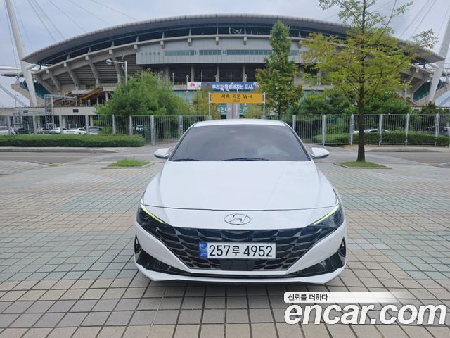 Hyundai Avante — exterior