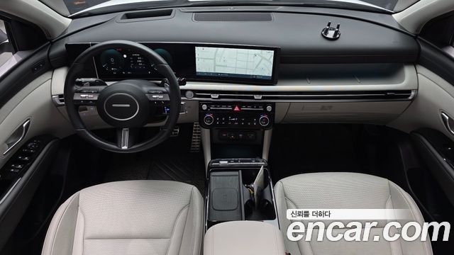 Hyundai Tucson — interior