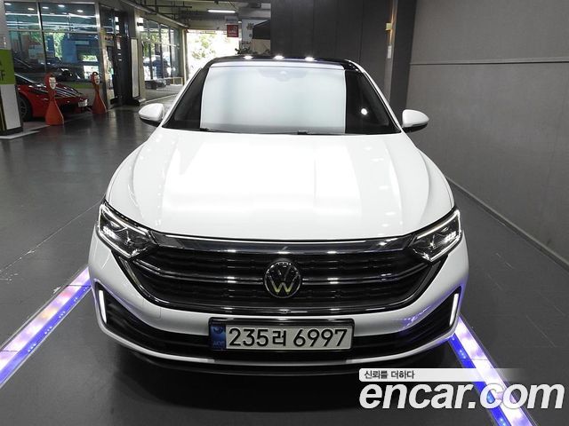 Volkswagen Jetta — exterior