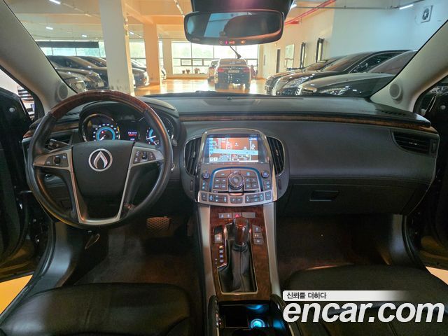 Chevrolet Korea Alpheon — interior