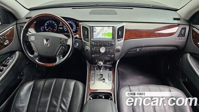 Hyundai Equus — interior