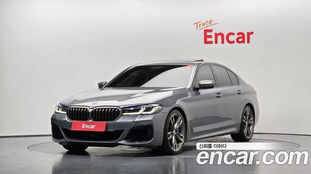 BMW 5 Series — exterior