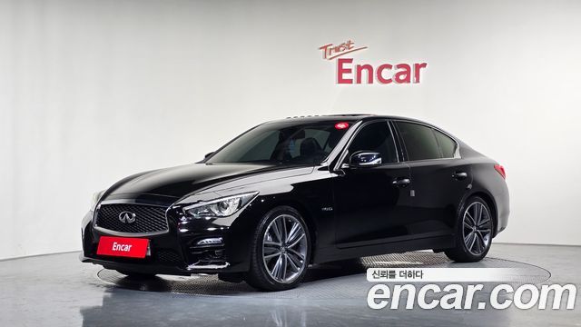 Infiniti Q50 — exterior