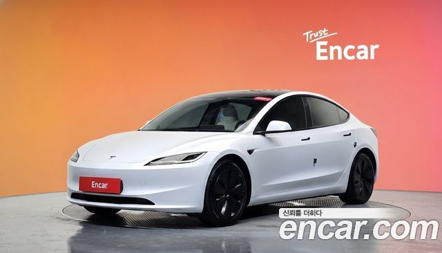 Tesla Model 3 — exterior