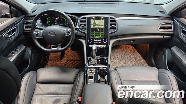 Renault Korea SM6 — interior
