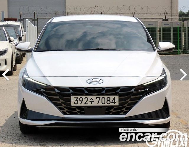 Hyundai Avante — exterior