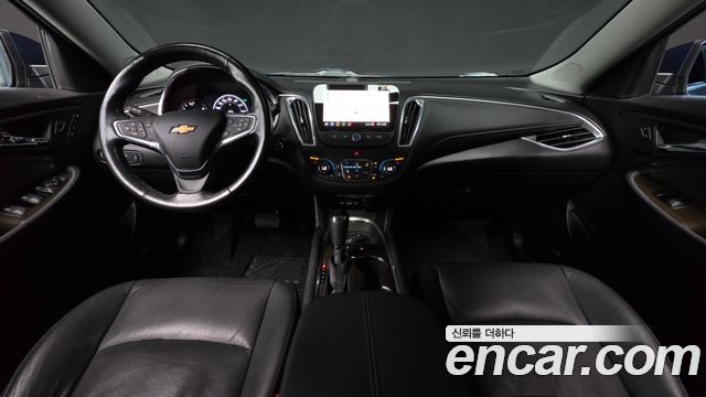 Chevrolet Korea Malibu — interior