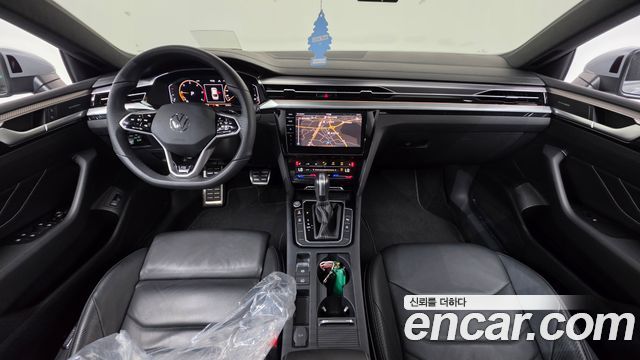 Volkswagen Arteon — interior