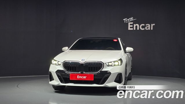 BMW 5 Series — exterior