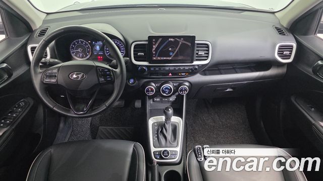 Hyundai Venue — interior