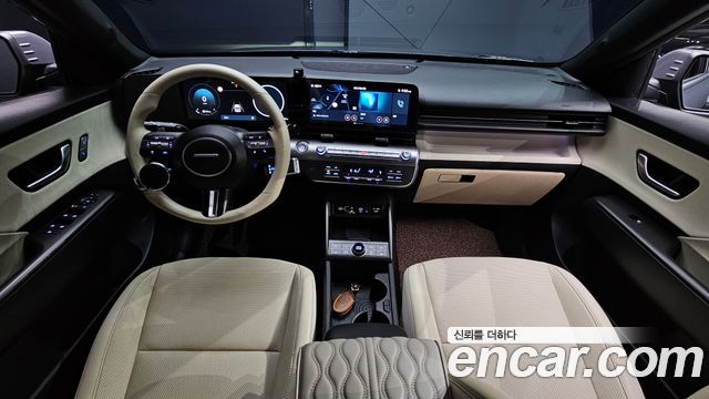 Hyundai Kona — interior