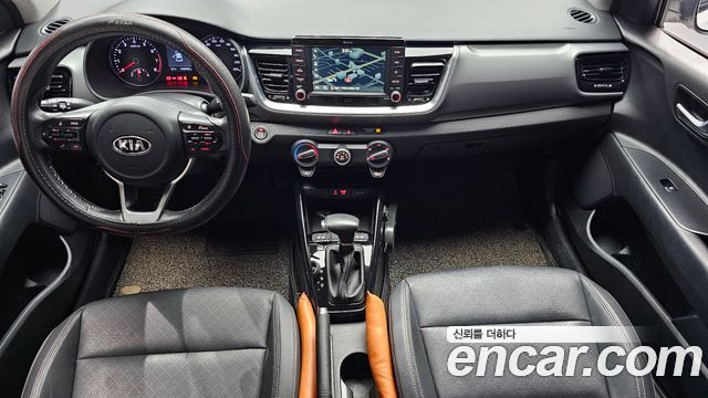 Kia Stonic — interior