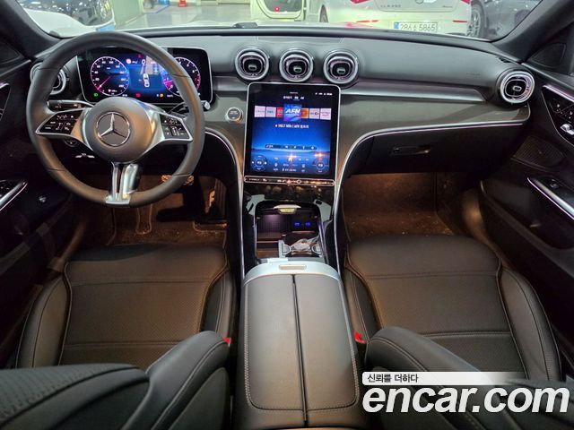 Mercedes-Benz C-Class — interior