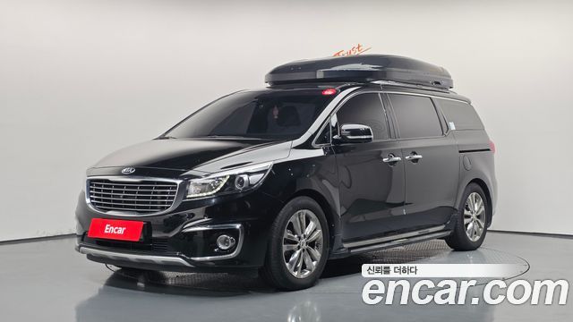 Kia Carnival — exterior