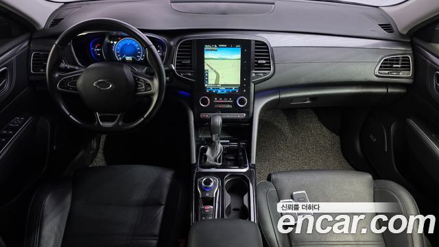 Renault Korea SM6 — interior
