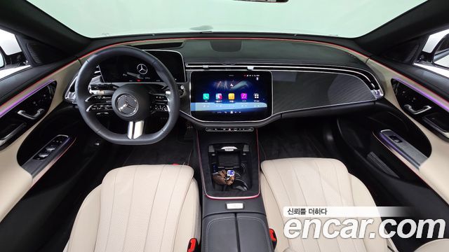 Mercedes-Benz E-Class — interior
