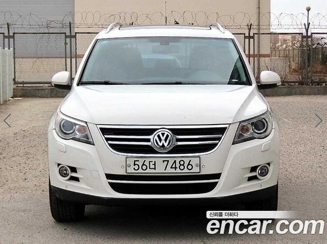 Volkswagen Tiguan — exterior