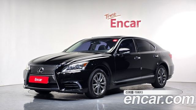 Lexus LS — exterior