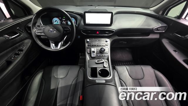 Hyundai Santa Fe — interior