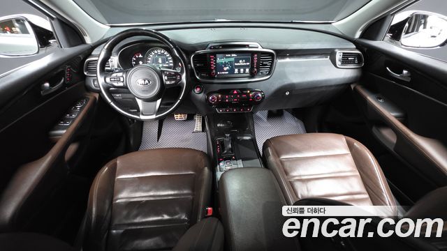 Kia Sorento — interior