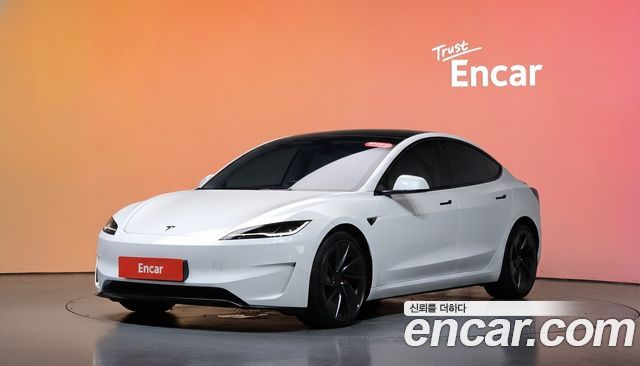 Tesla Model 3 — exterior