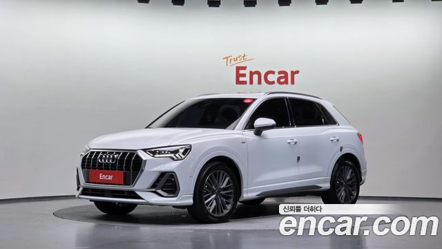 Audi Q3 — exterior