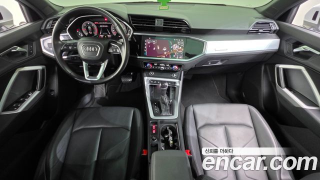 Audi Q3 — interior