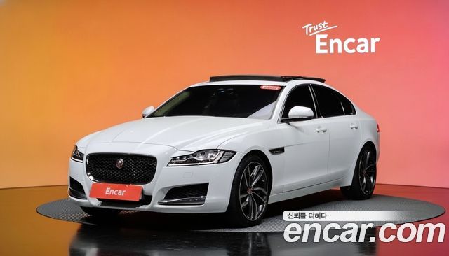 Jaguar XF — exterior