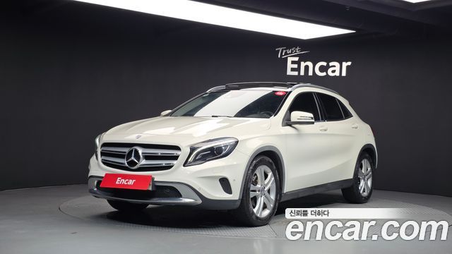 Mercedes-Benz GLA-Class — exterior