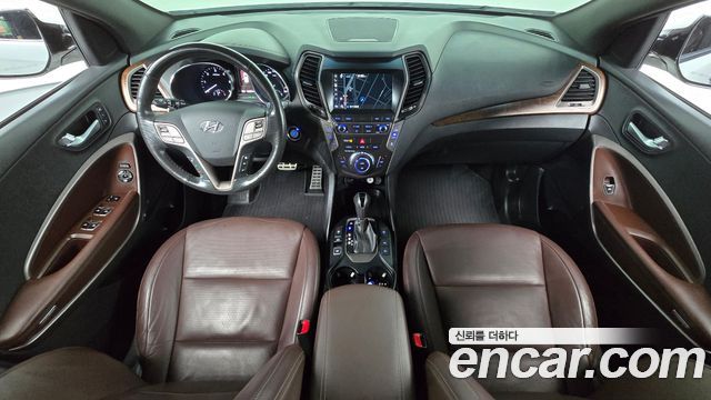 Hyundai Maxcruz — interior