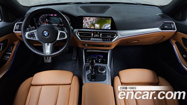 BMW 3 Series — interior