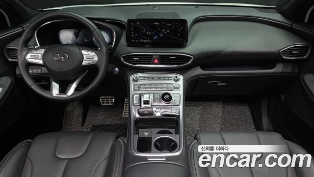 Hyundai Santa Fe — interior