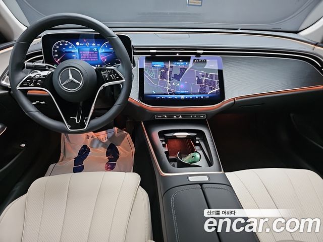 Mercedes-Benz E-Class — interior